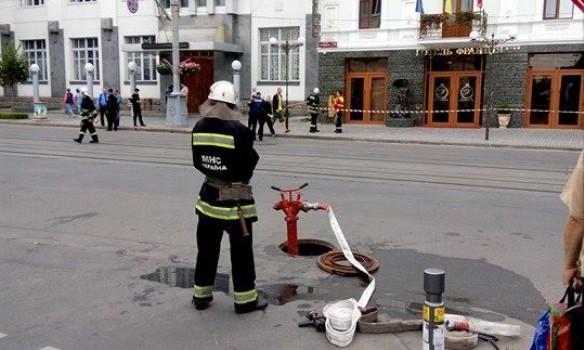 В Виннице из-за угрозы взрыва в гостинице эвакуировали 150 человек
