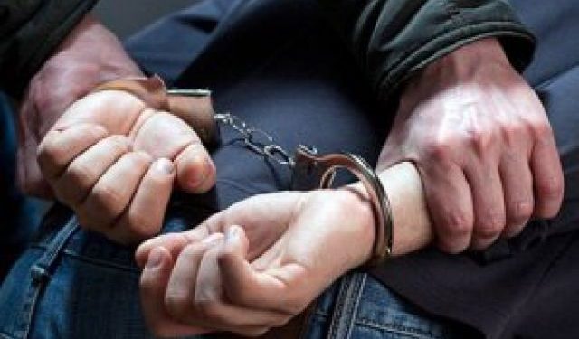 Задержаны прокуроры, которые требовали деньги в экс-депутата