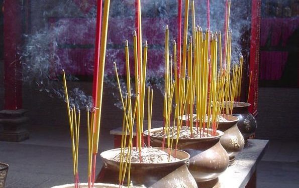 Ароматические палочки забивают ваши легкие