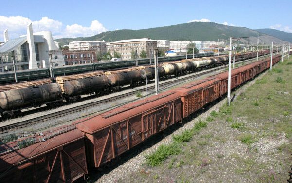 В американский бар “Сошедший с рельсов” врезался вагон