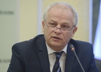 Кабмин расширил санкционные списки