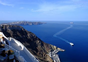 Кораблекрушение у берегов Греции: погибли 4 человека