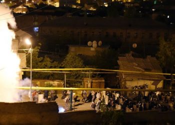 В Ереване сдались оппозиционеры