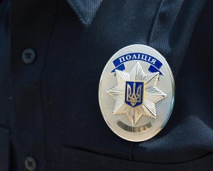 В Киеве на козырьке подъезда нашли тело женщины, - пресса