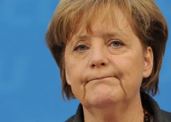 Меркель считает невозможной отмену санкций против РФ