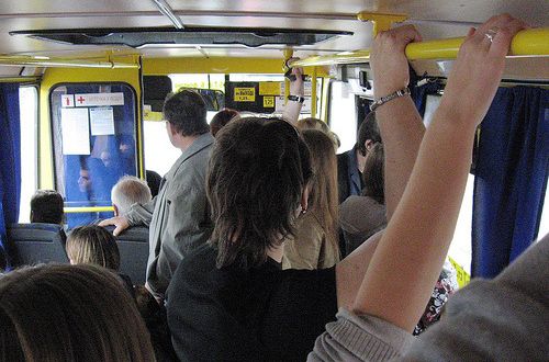 Мэра Кропивницкого выгнали из маршрутного такси