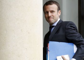 Министр экономики Франции ушел в отставку