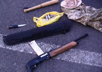 У задержанных на Донбассе «криминальных авторитетов» изъяли оружие и наркотики