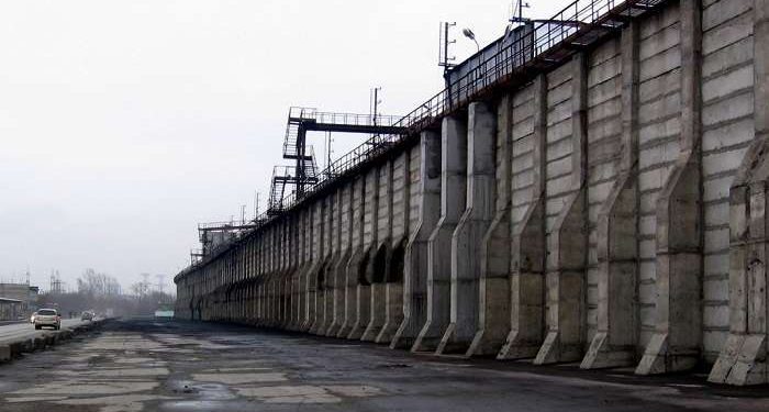 Норвегия отгораживается от России стеной