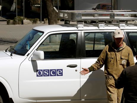 Боевики «ДНР» обыскали авто мониторинговой миссии ОБСЕ