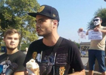 В Одессе прошел марш в защиту шаурмы