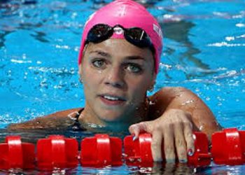 Российской пловчихе отказались пожать ей руку спортсмены со США