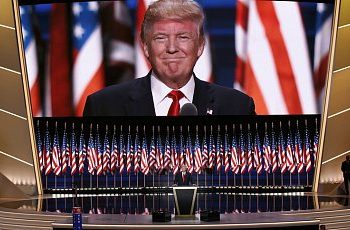 Трамп пообещал выдворить из США тысячи нелегалов