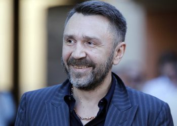 «Бургер Кинг» намерена подать в на Сергея Шнурова