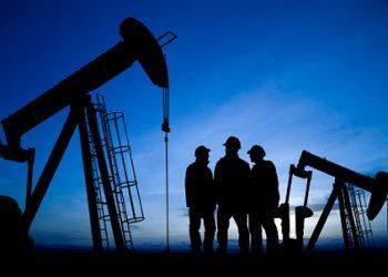 Мировые цены на нефть начали снижение