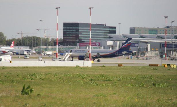 Российский и польский самолеты столкнулись в аэропорту Варшавы