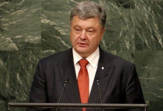 Порошенко рассказал, сколько украинцев лишились дома из-за агрессии России