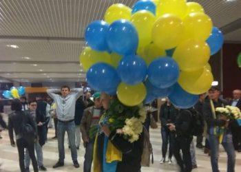 Опубликованы фото и видео встречи паралимпийцев в Борисполе