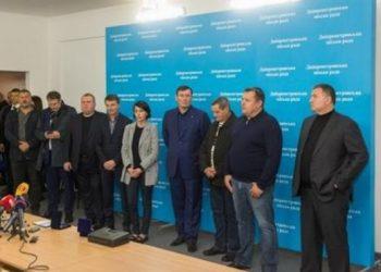 Водитель маршрутки, пытавшийся задержать убийцу полицейских в Днепре, получил награду