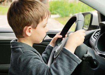 В Карелии 8-летний ребенок попал в ДТП на угнанном автомобиле