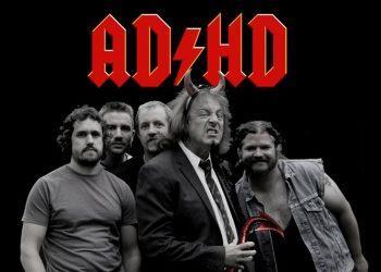 Популярная рок-группа AC/DC осталась без одного из самых ярких участников