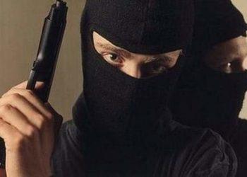 В Киеве преступники с автоматами ворвались в офис фирмы