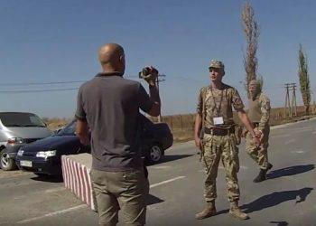 Грэм Филлипс устроил провокацию на границе с Крымом