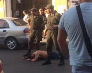 Украинские футбольные фаны устроили потасовку с турецкими