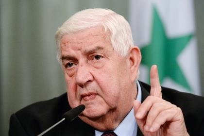 Глава МИД Сирии обвинил США в сговоре с боевиками ИГ