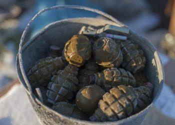 В Харькове неизвестные бросили гранату в аптеку