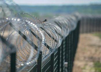 Пограничники «наварили» на наблюдательных вышках четыре миллиона