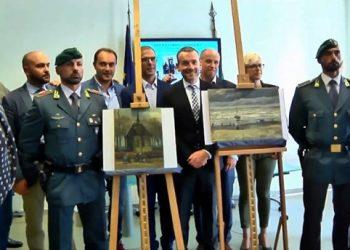 Украденные 14 лет назад картины Ван Гога нашли у итальянских мафиози