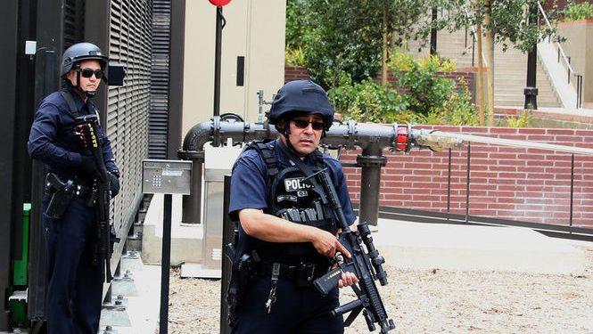 В Лос-Анджелесе неизвестный расстрелял четырех человек