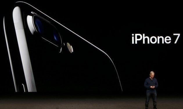 Компания Apple представила iPhone 7