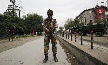 Нападение на армейскую базу в Индии: 17 погибших