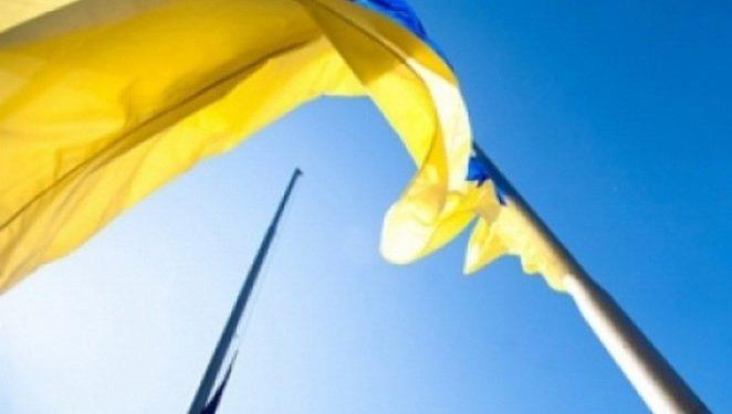 В «ЛНР» отправили поезд с украинским флагом