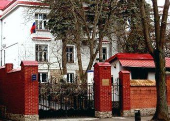 Во Львове с машины российского консула украли дипломатические номера, - пресса