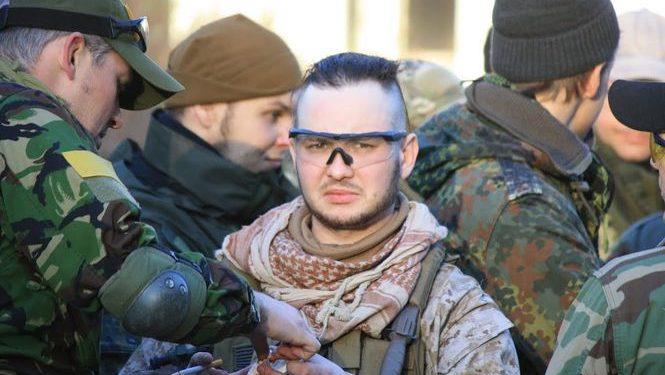 На добровольца ОУН напали с ножом