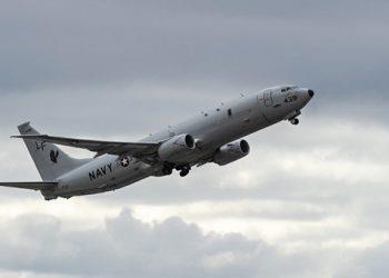 В США сообщили о перехвате своего самолета истребителем Россия