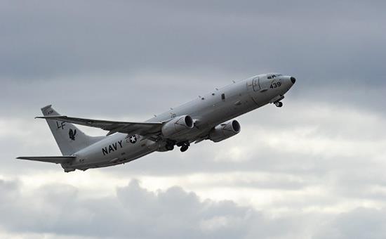 В США сообщили о перехвате своего самолета истребителем Россия