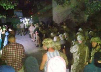 После потасовки в Киеве задержали около 30 человек