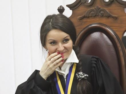 Порошенко уволил судью Царевич