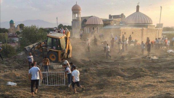 В Узбекистане готовятся к похоронам Каримова