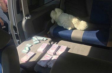 В Запорожье на крупной взятке задержали чиновников облэнерго