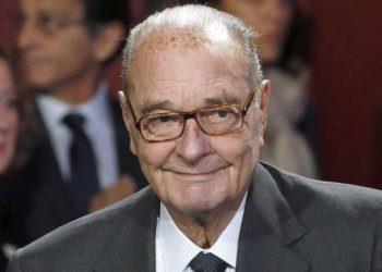 Жака Ширака срочно доставили в медучреждение