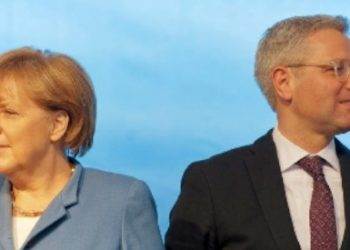 Соратник Меркель считает необходимым введение новых антироссийских санкций