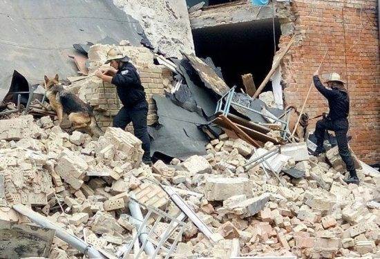 Видеозапись с места обрушения в школе Васильково в Киевской области