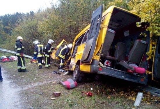 В Хмельницкой области погибли 4 человека в аварии на "Тещином языке"