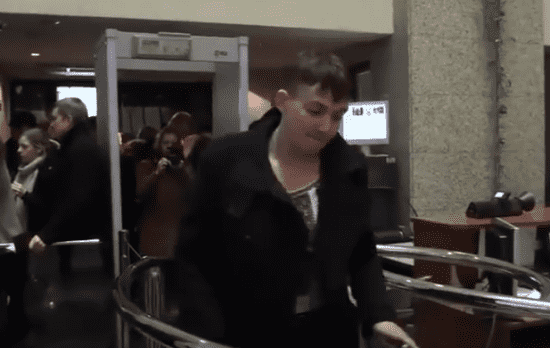 Надежда Савченко появилась в Верховном суде РФ в украинской вышиванке, - видео