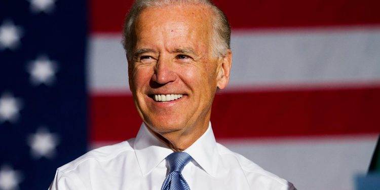 Байден не хочет работать в администрации Хилари Клинтон